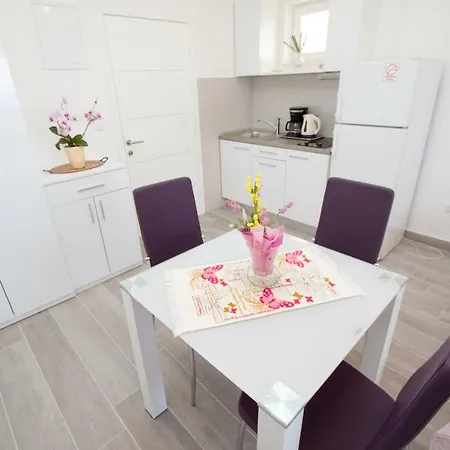 Apartment Marija Cizmic Makarska