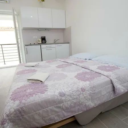 Apartment Marija Cizmic Makarska