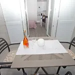 Marija Cizmic 아파트 *