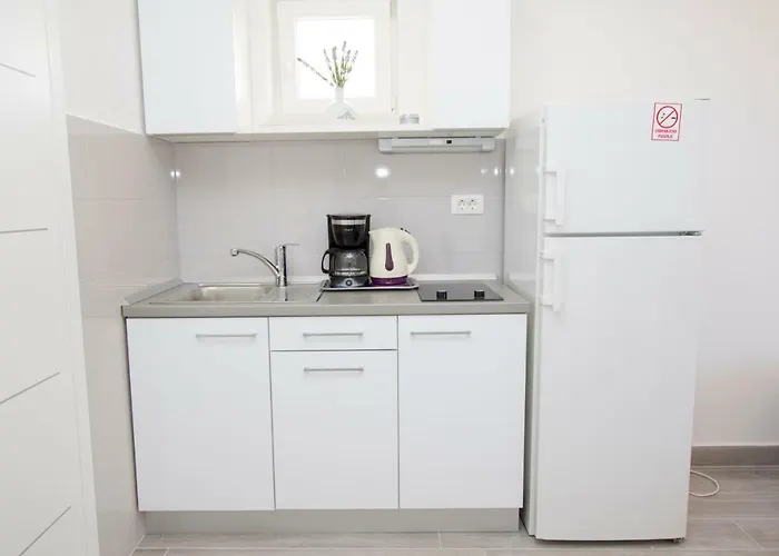 Marija Cizmic Apartman *